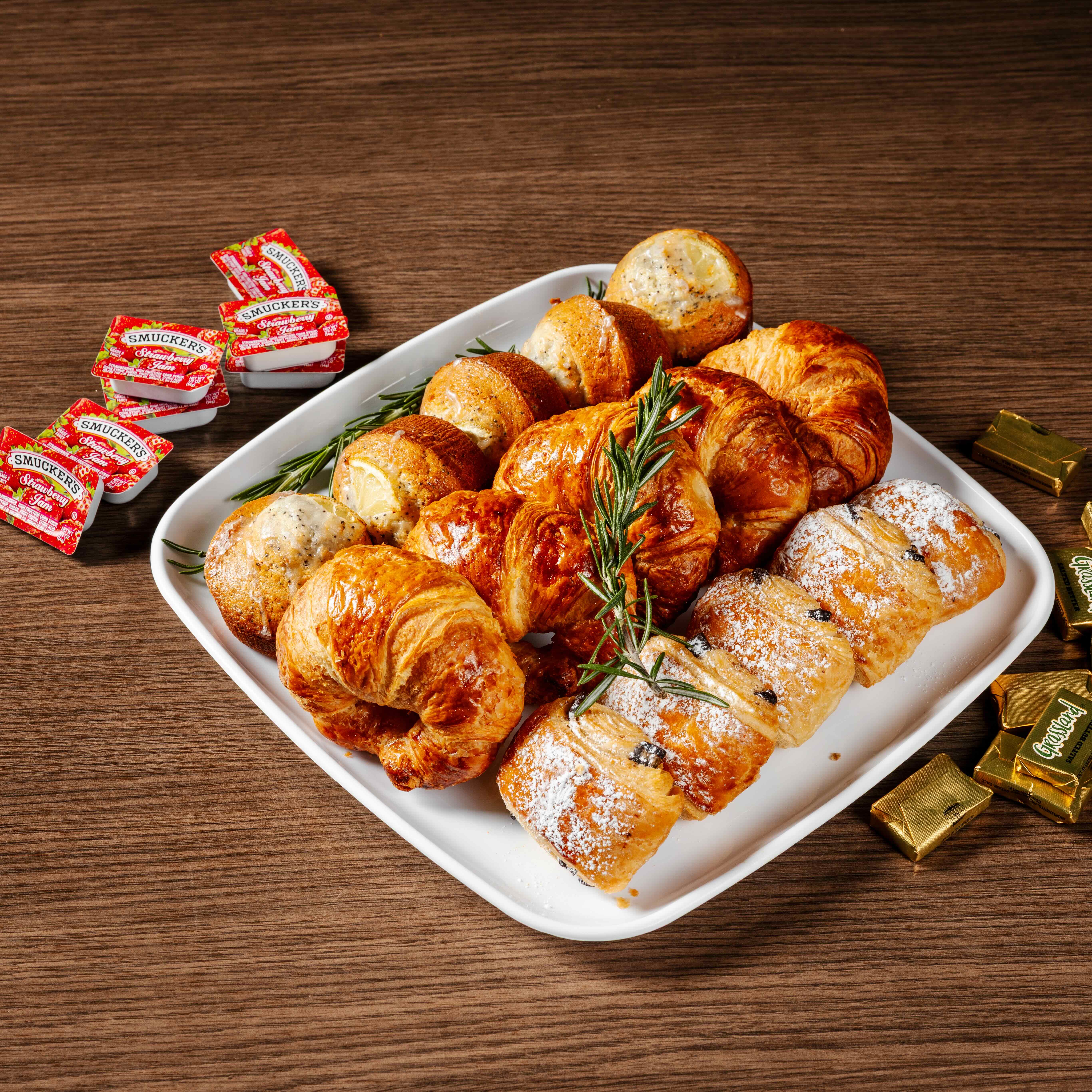 Assorted Mini Pastry & Muffin Board - (Small)