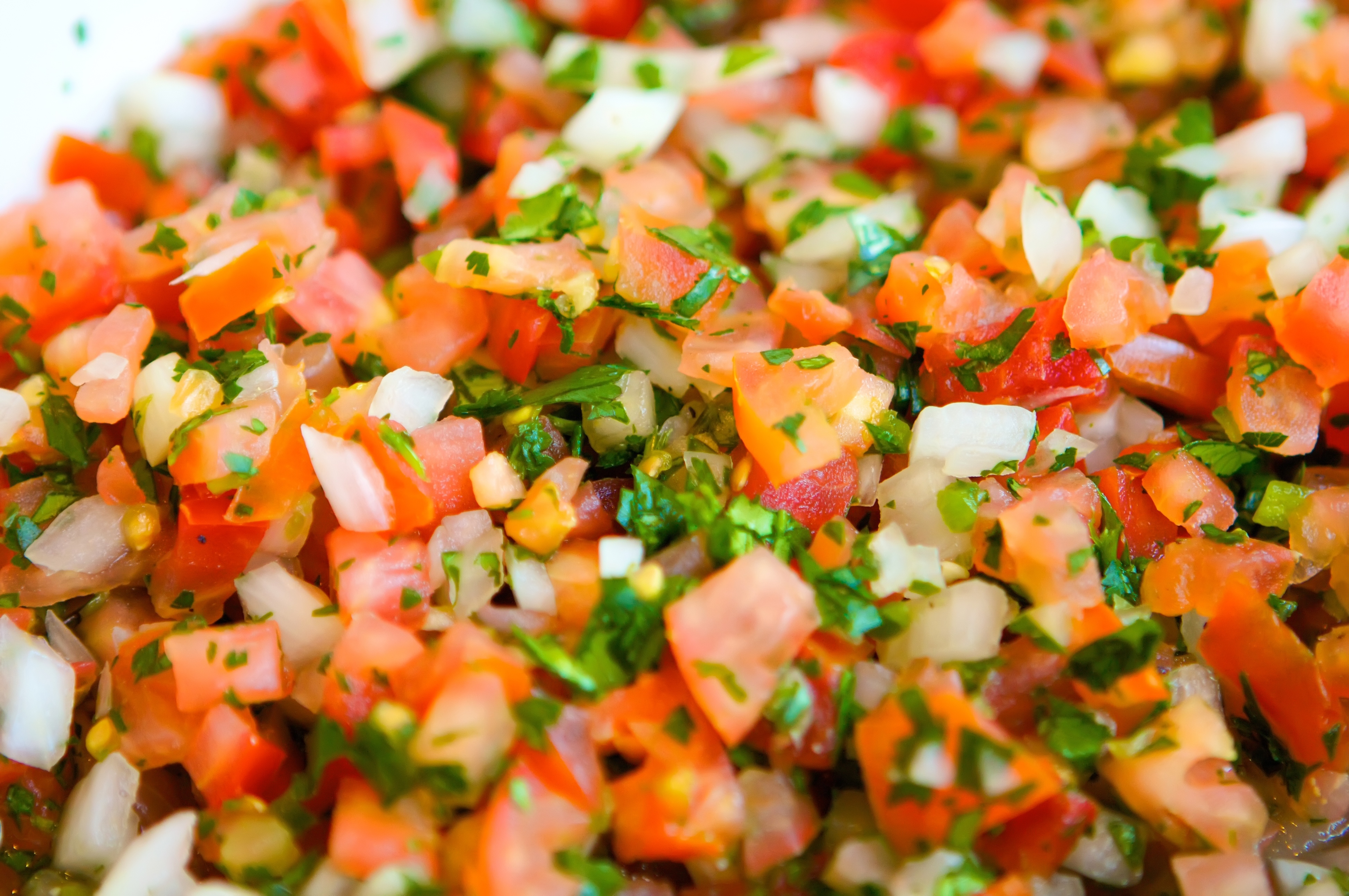 Pico de Gallo & Chips (medium)