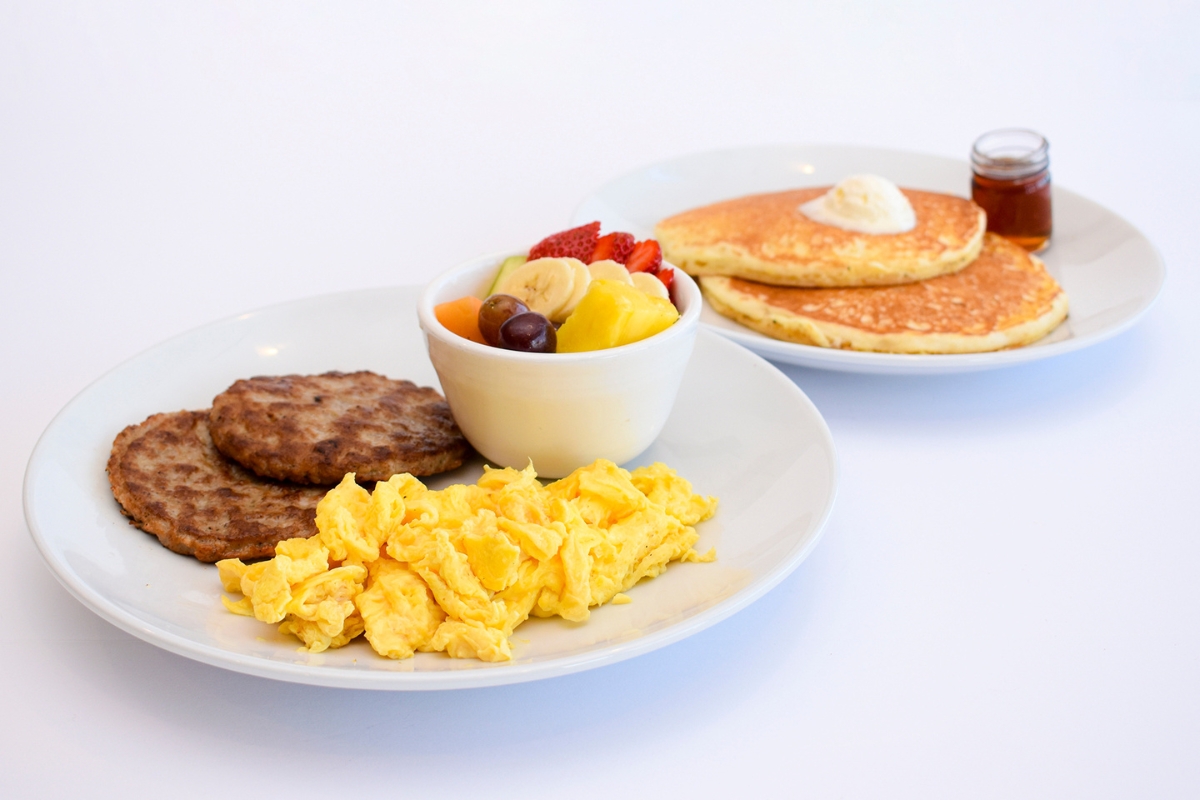 Hot Breakfast Buffet & Brunch Favorites