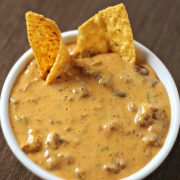 Cheeseburger Queso Dip