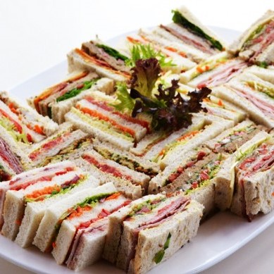 Selection of Sandwiches on White and Wholemeal (Medium Platters)