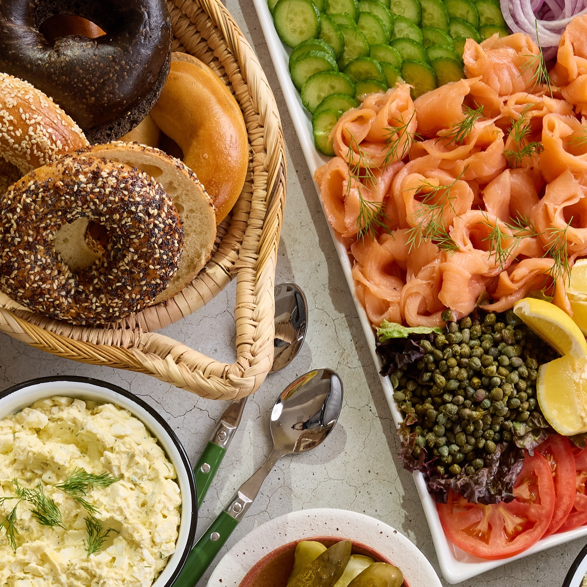 BAGELS & FISH PLATTERS