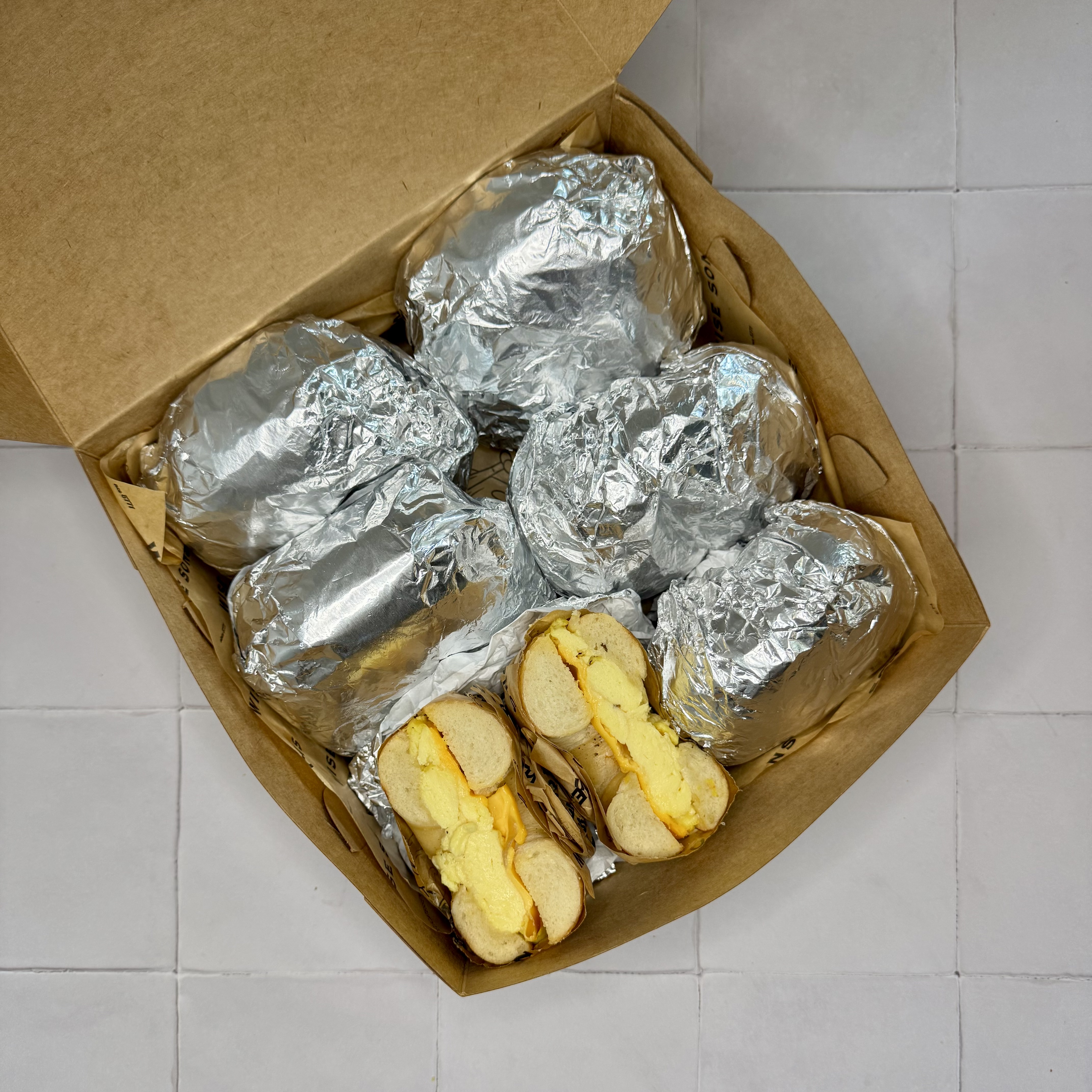 BODEGA EGG & CHEESE BAGELS 