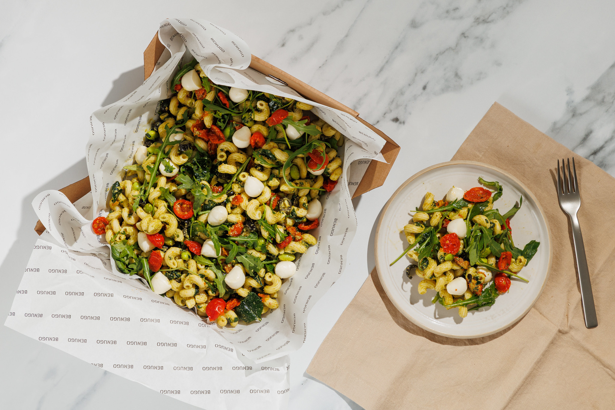 Cellentani Pesto Pasta Box with British sliced chicken breast