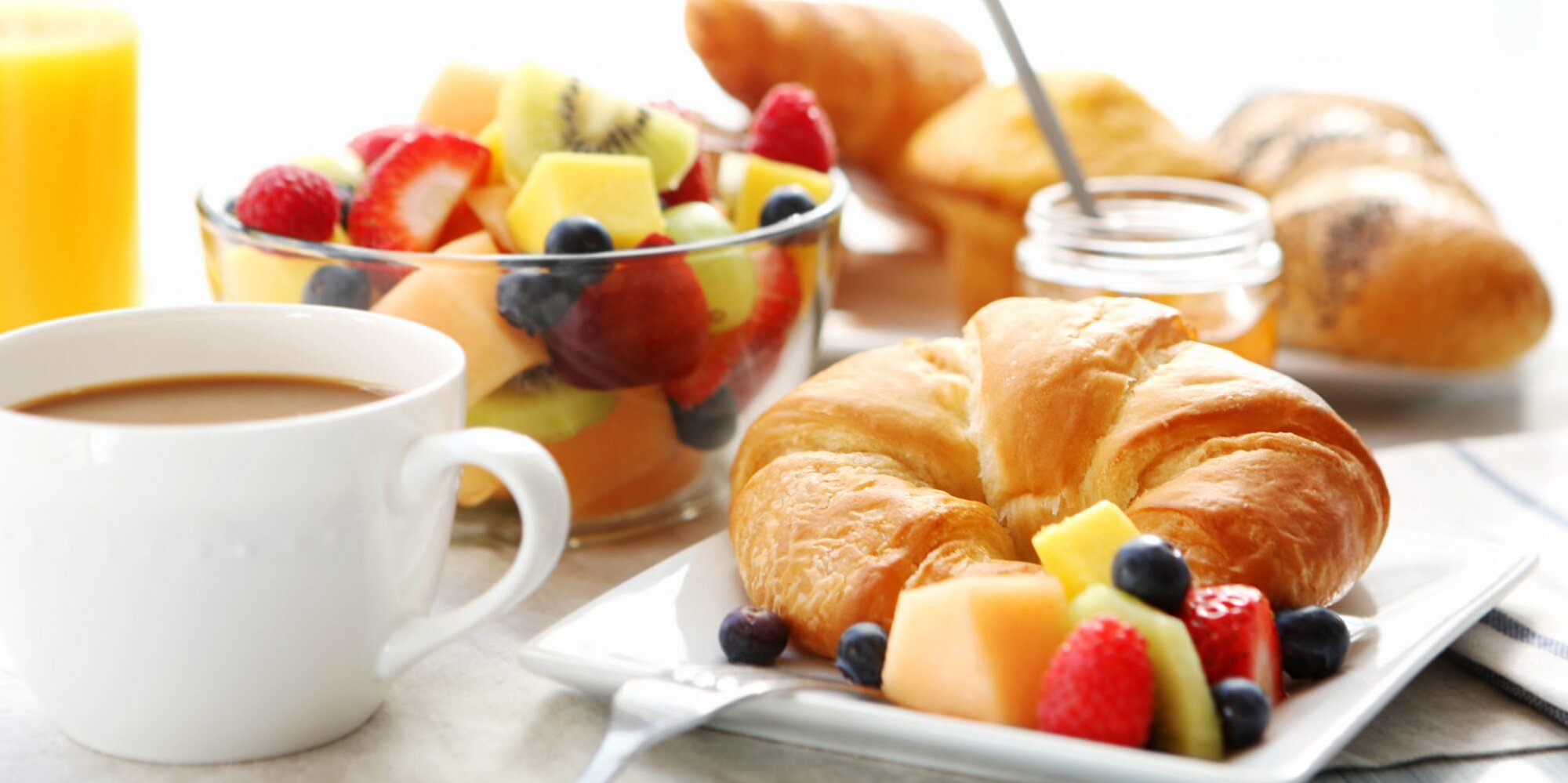 Continental Breakfast Platter (serves 10)