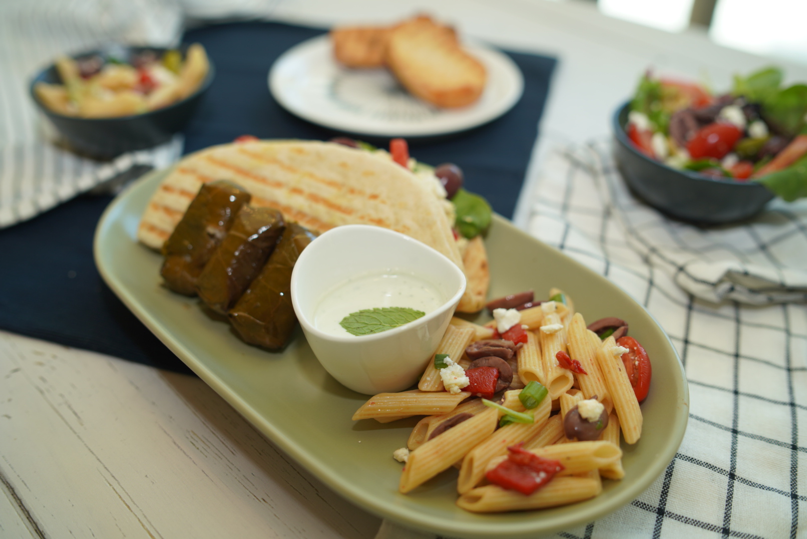 Mediterranean Bistro Box