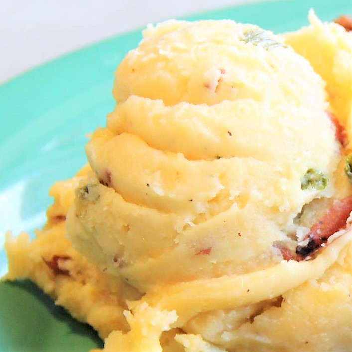 Cheddar & Scallion Mashed Potatoes (quarts)