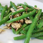 Green Beans with Toasted Almonds (Quart)