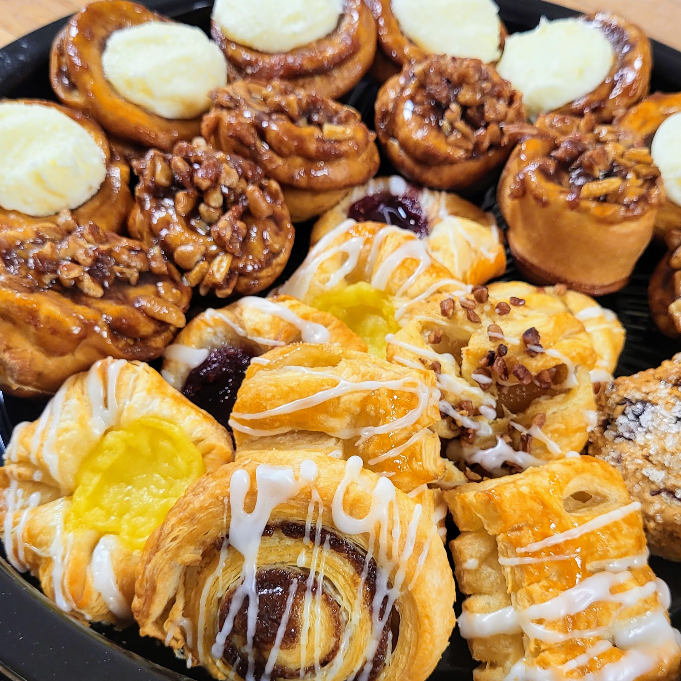 Mini Pastry Platter (24 pcs)