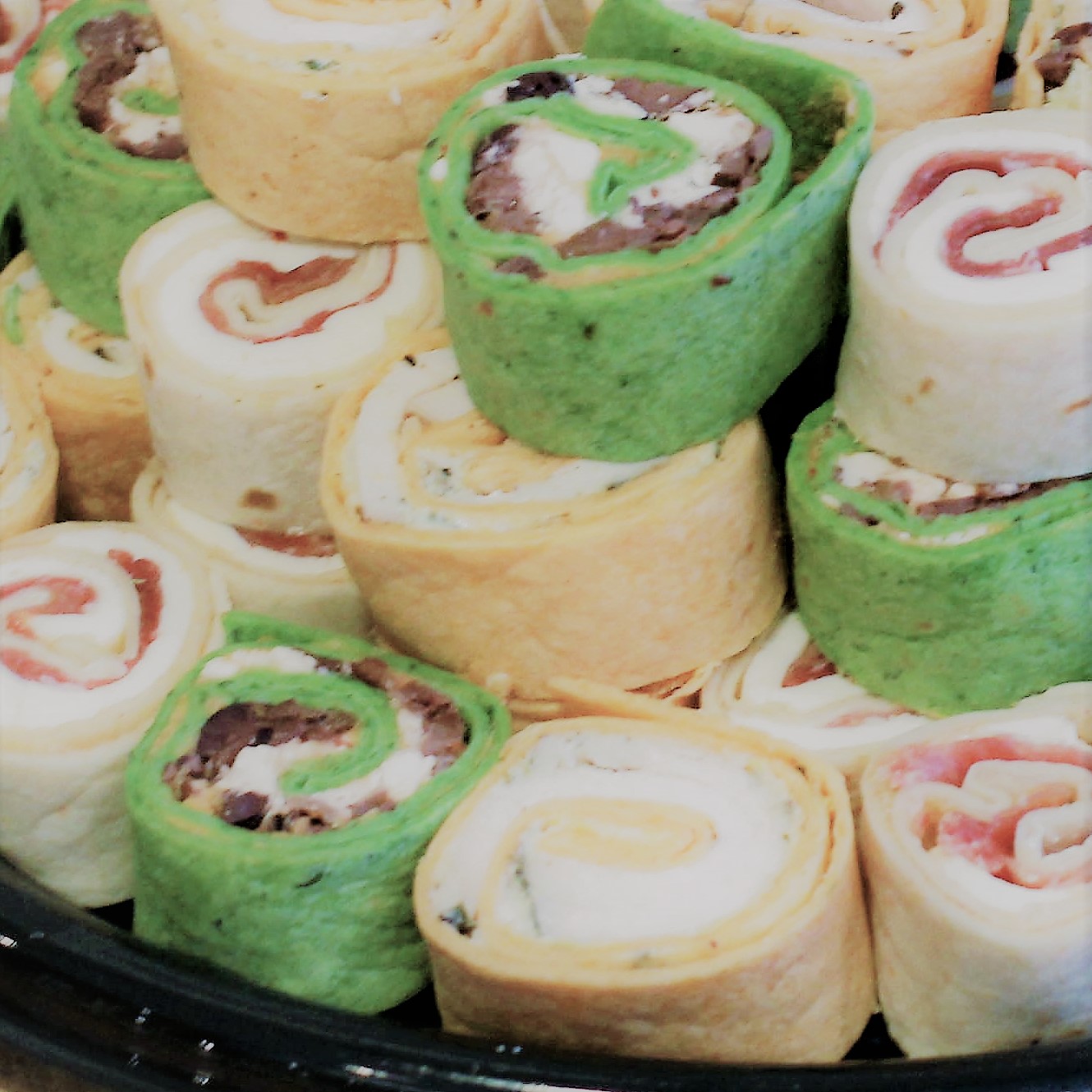 Premier Pinwheel Platter (Small / 30 Pieces)