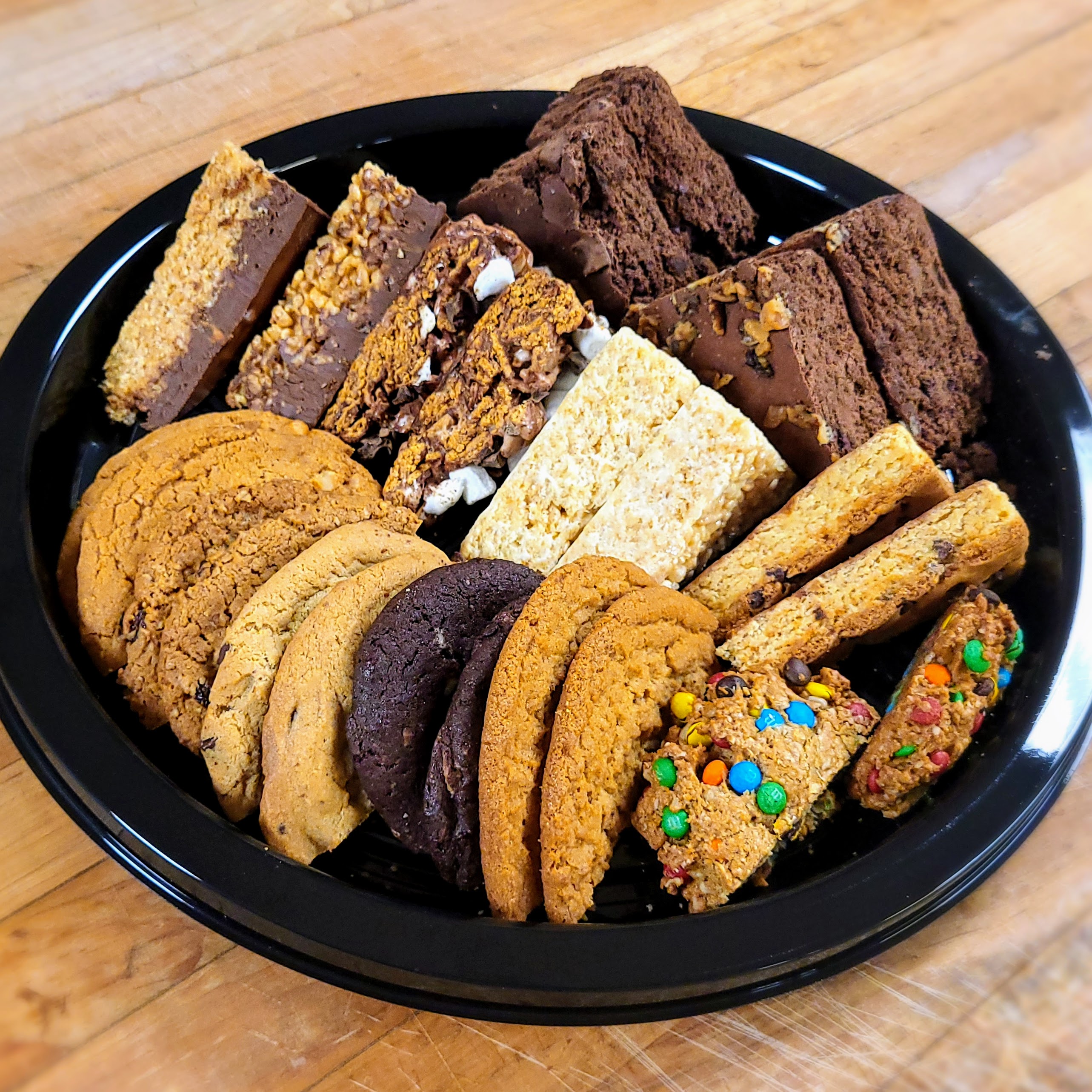 Sweets & Treats Platter (one dozen)