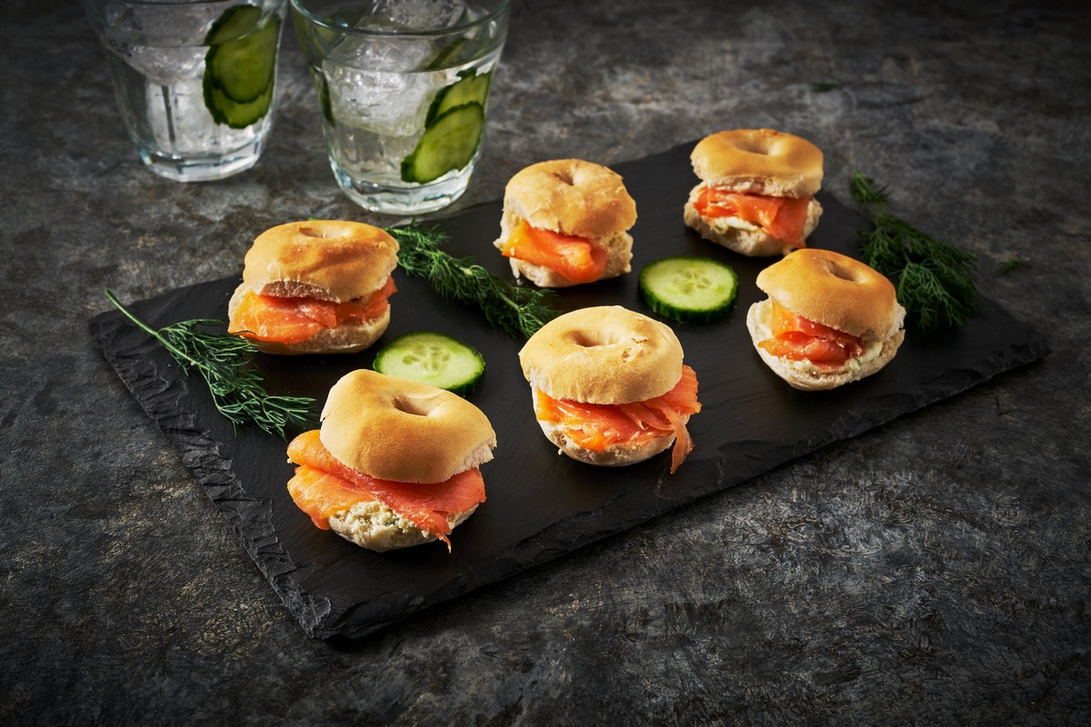 20 Mini Salmon Bagel