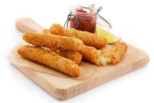 20 Breaded halloumi sticks