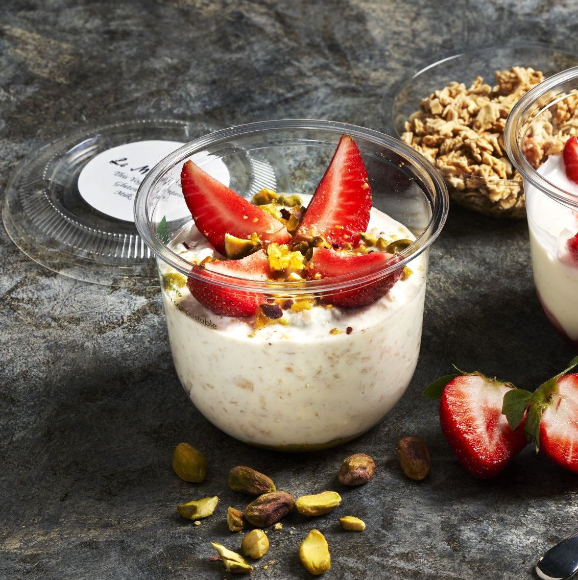 Vegan overnight oats with strawberry and pistachio