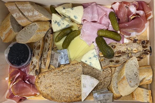 Plateau Charcuteries & Fromages (10 pers)